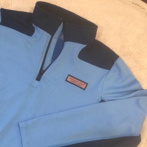 Vineyard vines boys size large quarter zip pull over